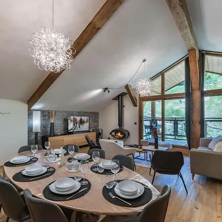 Penthouse Neuf Avec Balcon Sud, Proche Piste, Cheminée, Parking, Wifi - Fr-1-563-155 *