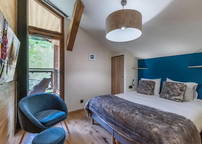 Daire Superbe Penthouse A 1650 Avec Cheminee, 3 - Fr-1-563-155