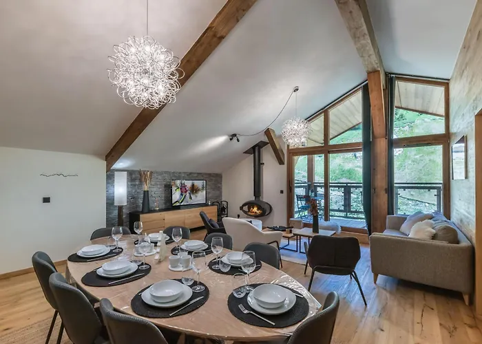 Superbe Penthouse A 1650 Avec Cheminee, 3 - Fr-1-563-155 *