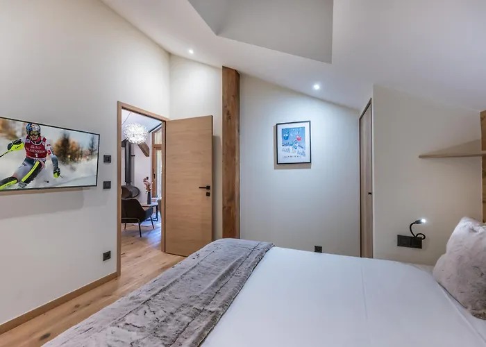 Superbe Penthouse A 1650 Avec Cheminee, 3 - Fr-1-563-155